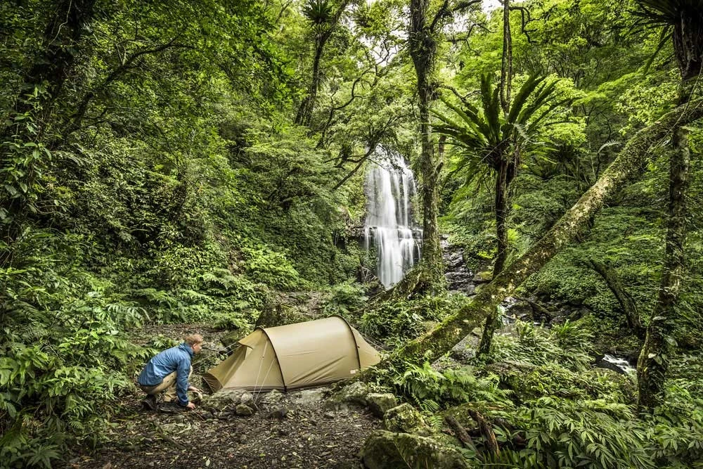 FJÄLLRÄVEN Tunnelzelt Abisko Lite 2 2 Pers., Farbe Pine Green, Unisex Tunnelzelt Abisko Lite 2 7 FJÄLLRÄVEN Tunnelzelt Abisko Lite 2 2 Pers., Farbe Pine Green, Unisex Tunnelzelt Abisko Lite 2 – Bild 7