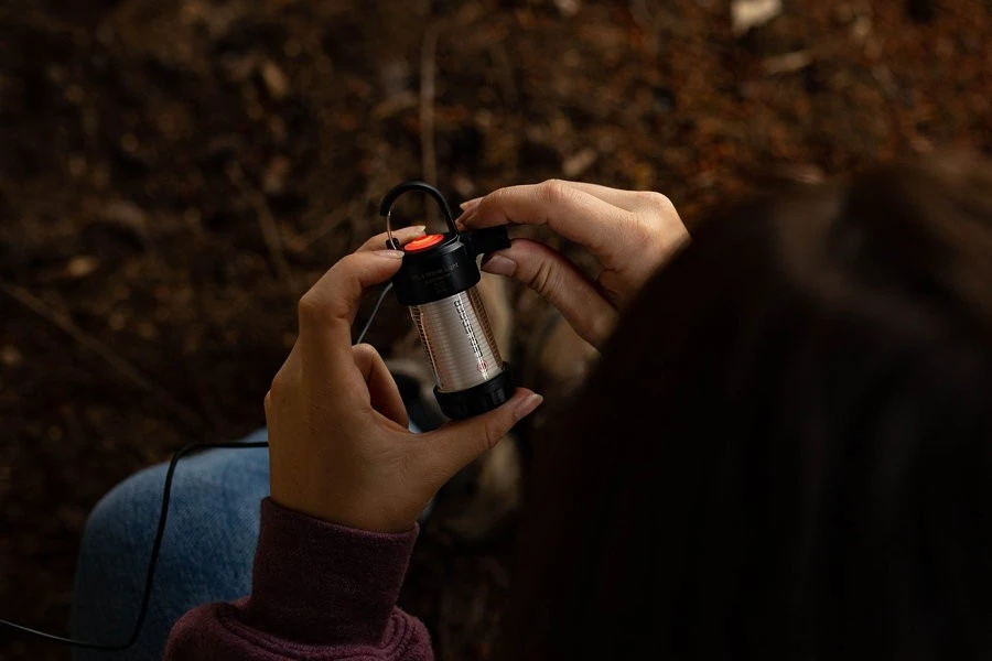 Ledlenser ML4 Warm Light Outdoor-Laterne ML4 Warm Light Outdoor-Laterne 2 Ledlenser ML4 Warm Light Outdoor-Laterne ML4 Warm Light Outdoor-Laterne – Bild 2